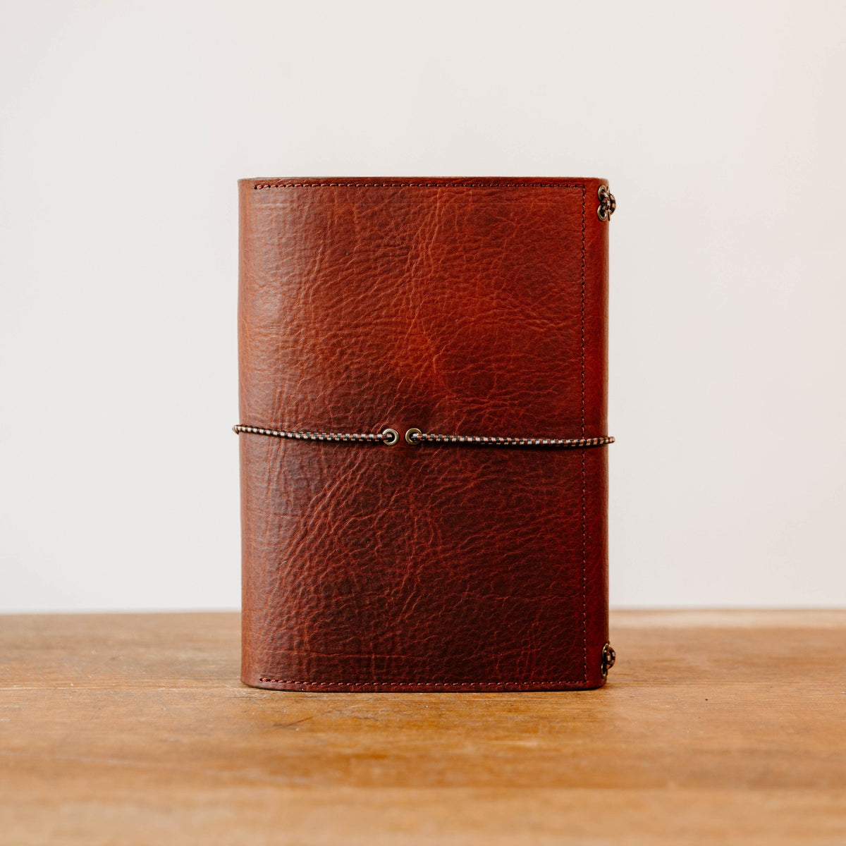 Folio LE | Red Bison