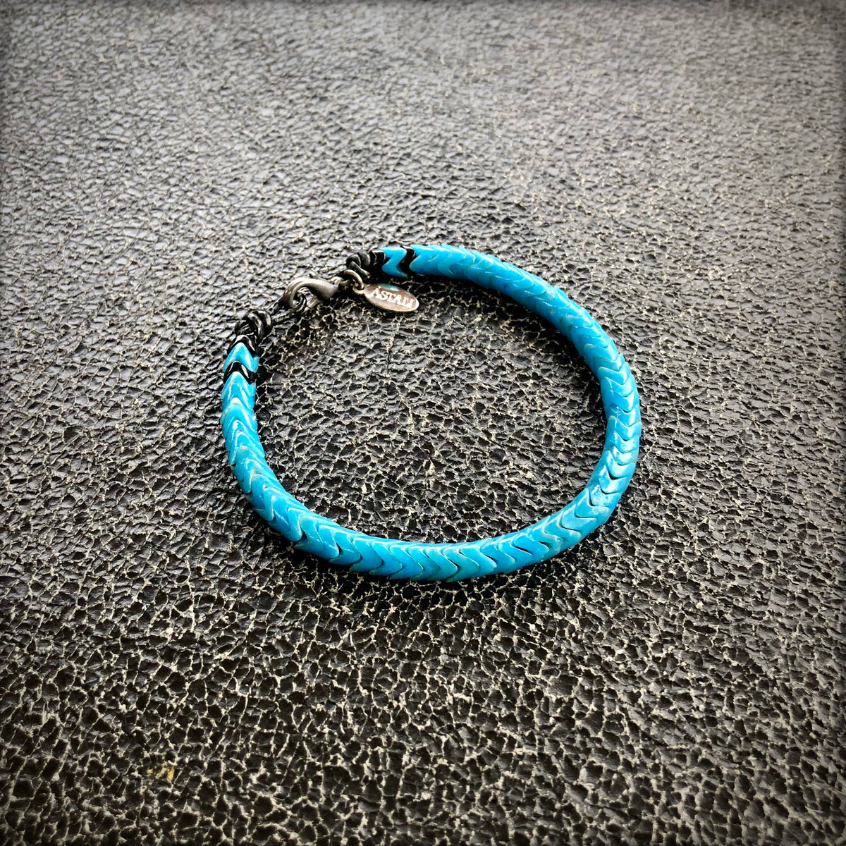 Turquoise Snake Glass Bracelet | Large