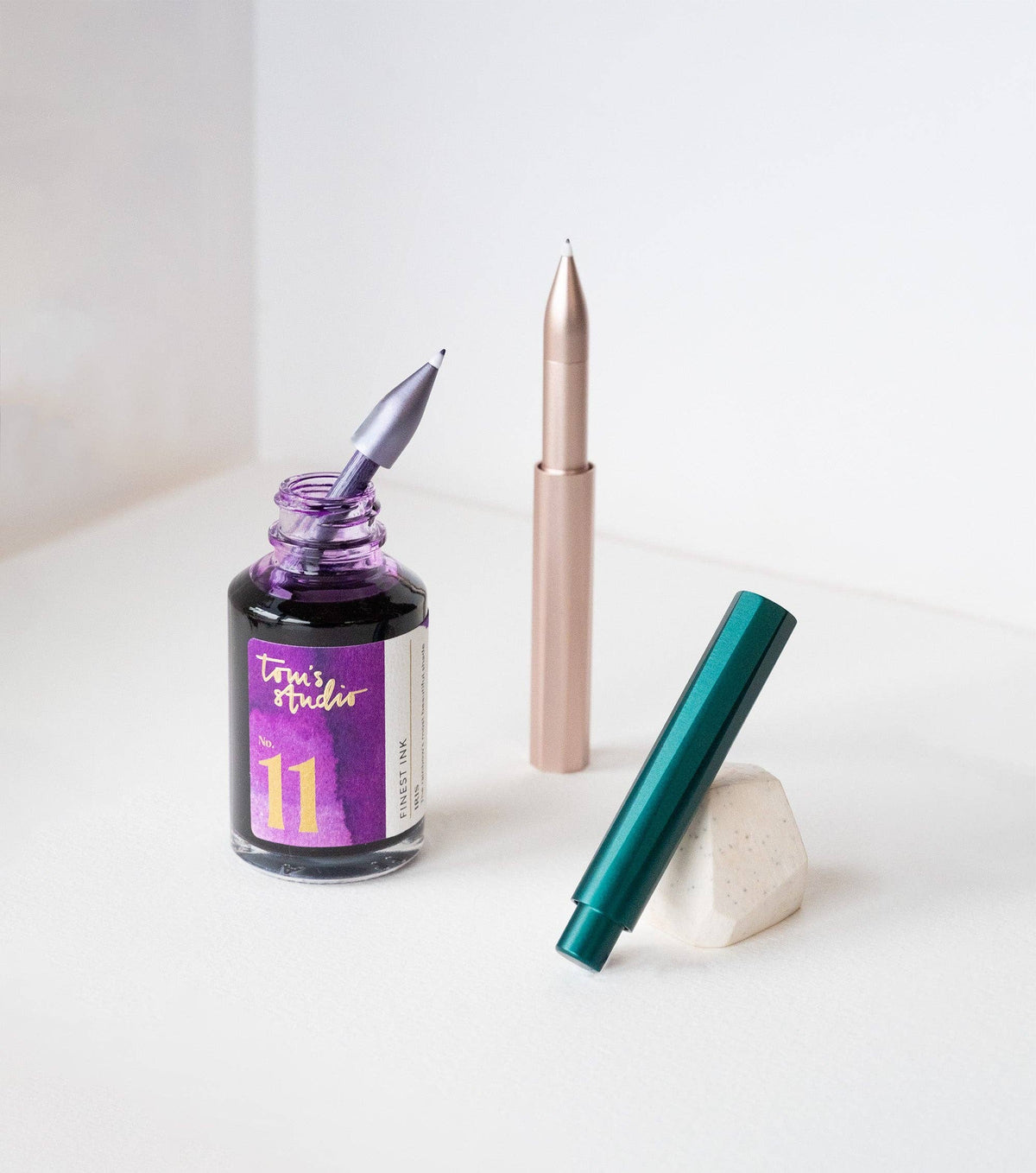 The Wren | Refillable Writing Pen | Ivy
