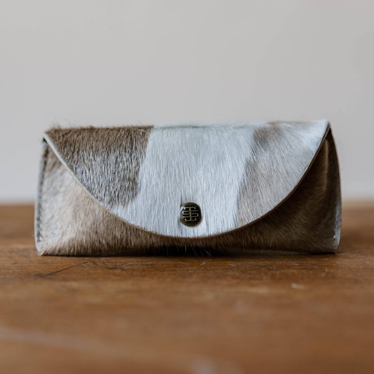 Caprock Case LE | Duo Cream Tan Hair Hide