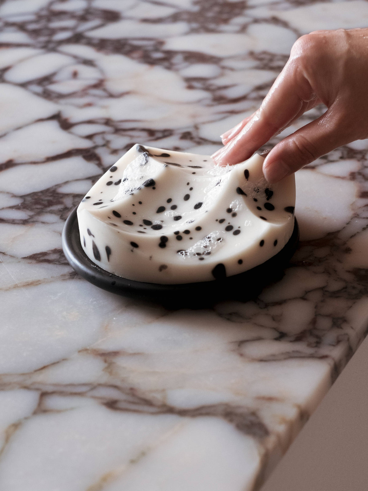 Small Bouton Dish | Black